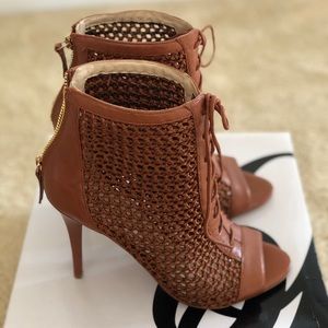 Nine West, caged heel sandals, size 7.5, new